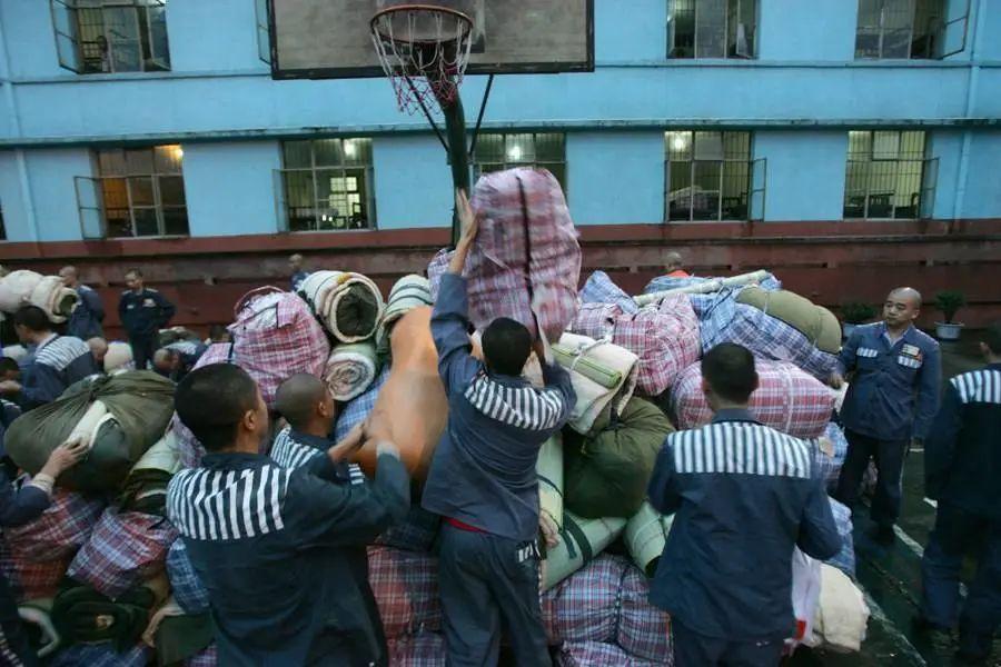 十里丰监狱爆发疫情,让我更理解人生 - 知乎