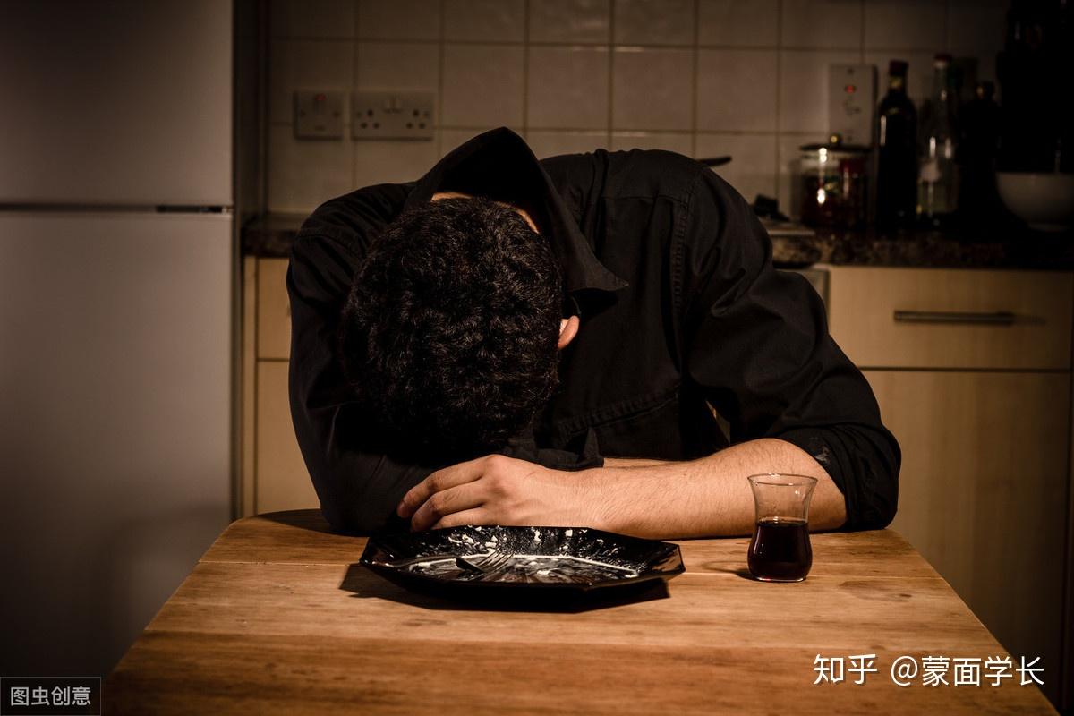 为什么男朋友经常沉默发呆不说话?妹子