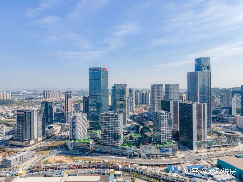 再看看南大干线,这条自西向东,贯穿南站,长隆,万博,国际创新城的番禺