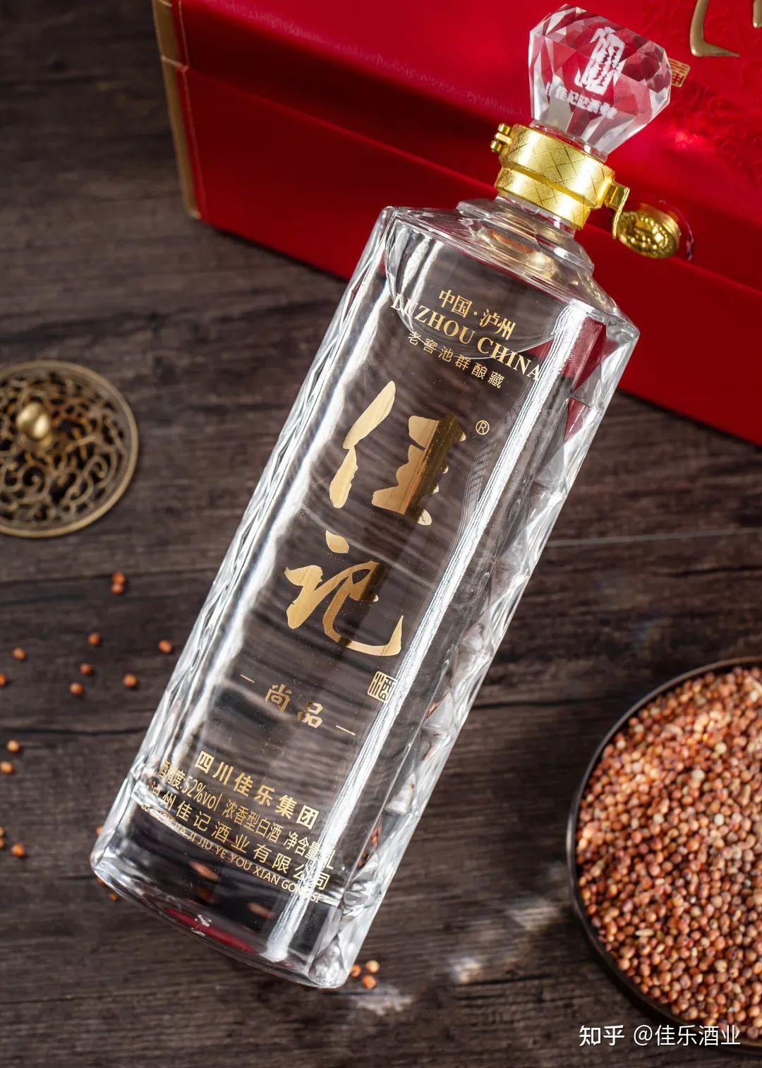 浓酱双优佳乐酒业品牌形象亮新中国酒城醉美泸州