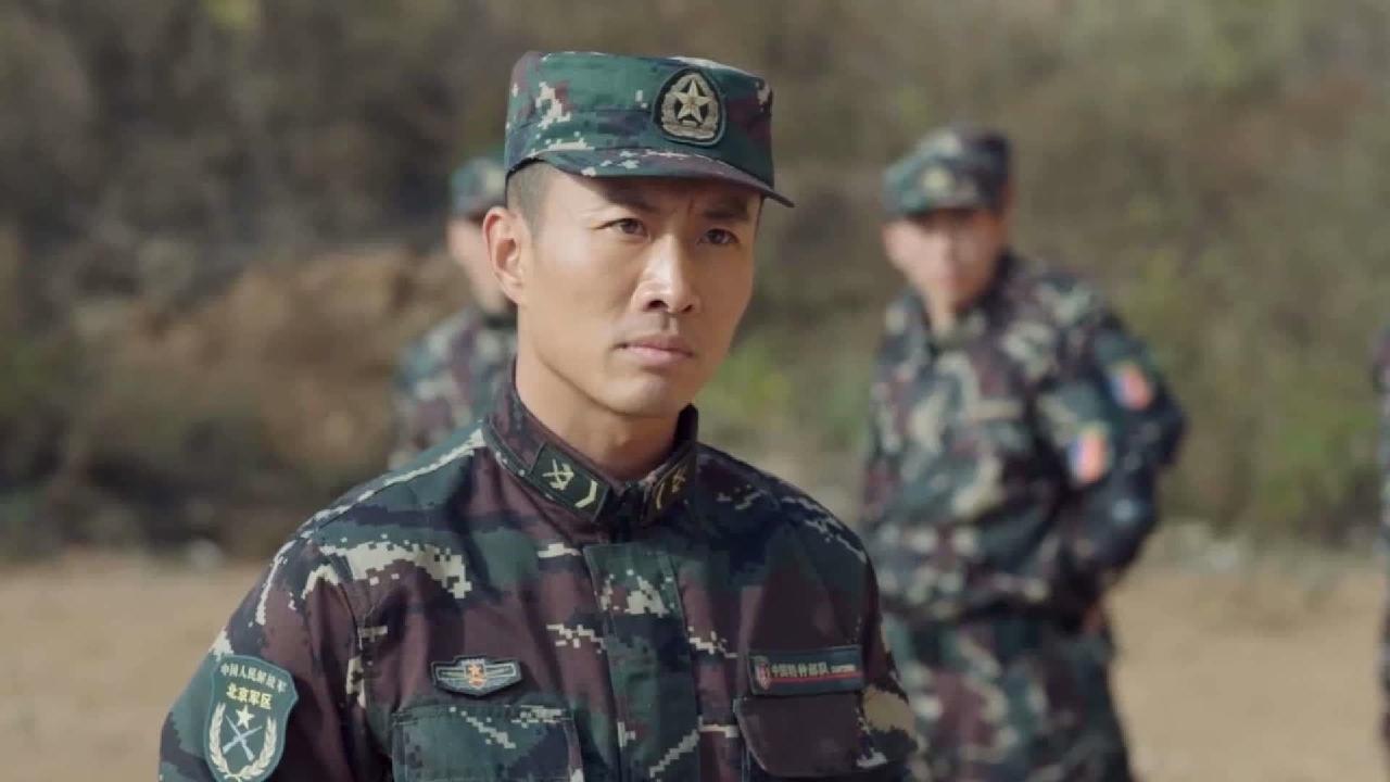 热血尖兵:特种兵瞧不起炊事员,最后被实力打脸!