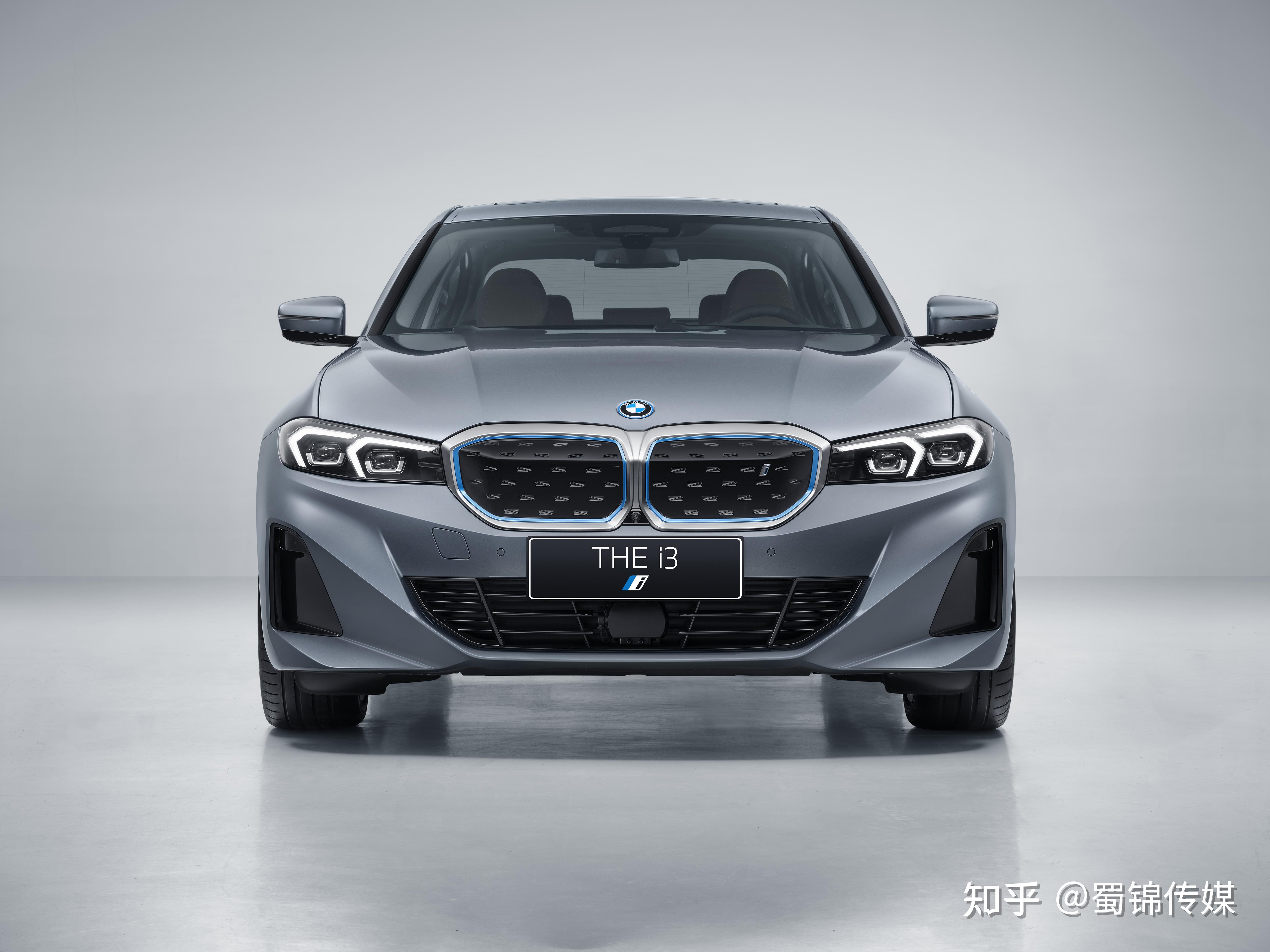 全新bmw i3震撼上市,零售价为3499万元,首款纯电动中型运动轿车