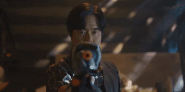 《现金英雄》高能预警！另类超英氪金出战