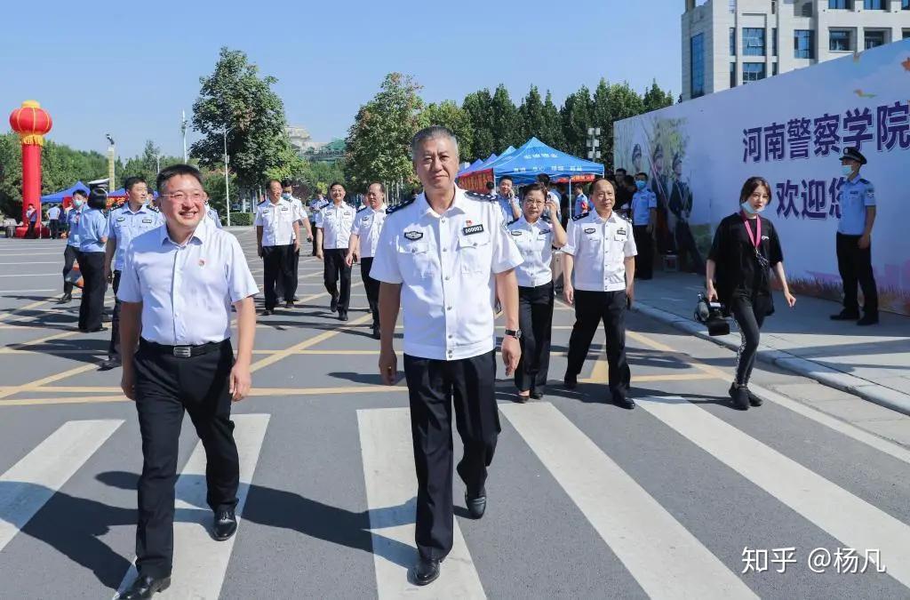 開學季1 人贊同了該文章公務員招警,內招考試資深顧問,資深升學規劃師