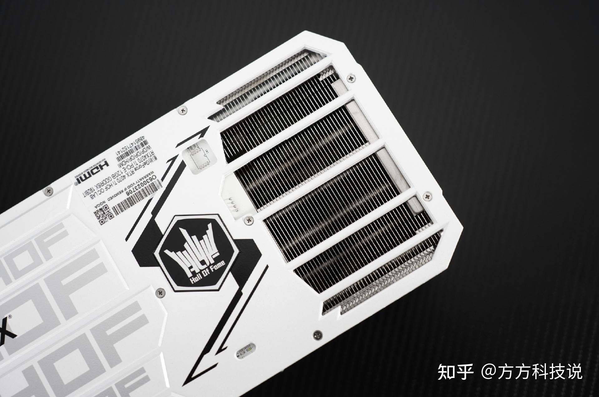 它是一块低功耗高颜值的3090ti?影驰rtx4070ti名人堂上手实测