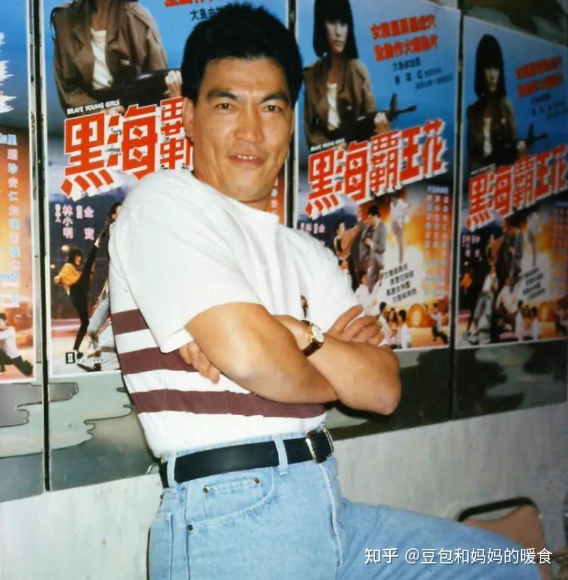 演员成奎安:患病逝世13年后,两房太太的选择却截然不同