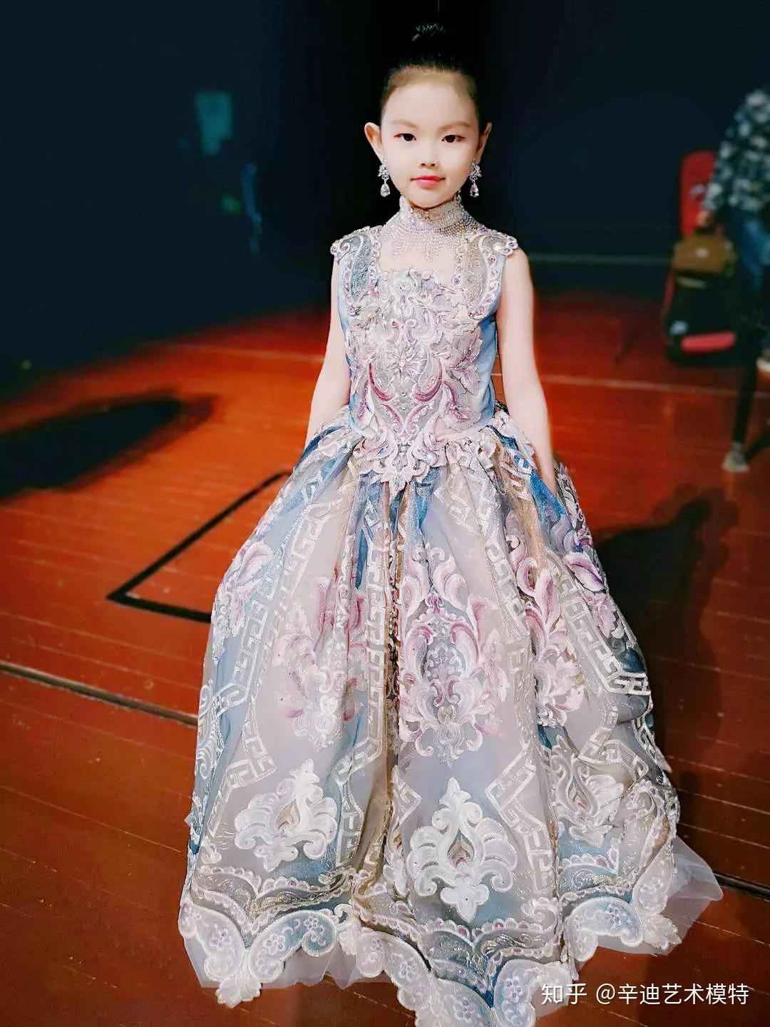 辛迪童模受邀tobethrill2019全球巡演北京站