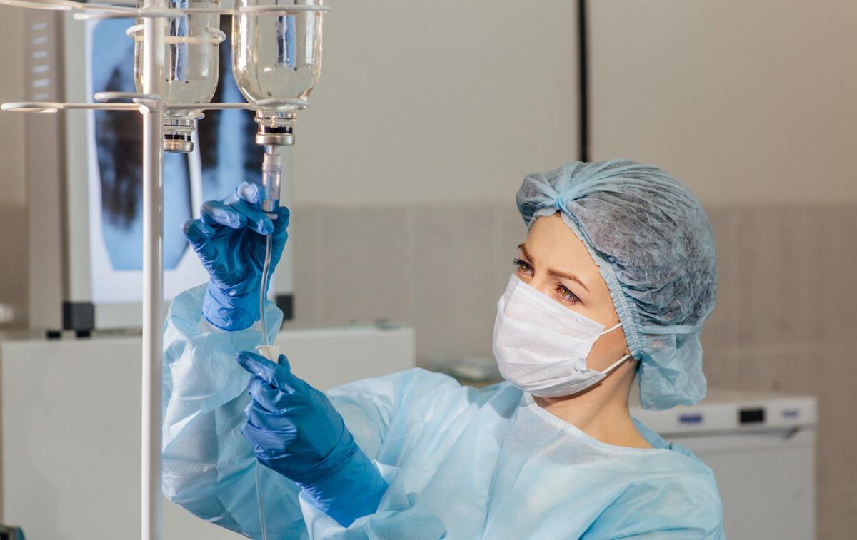 初诊肺癌患者可考虑靶向联合化疗生存期有望延长近两倍