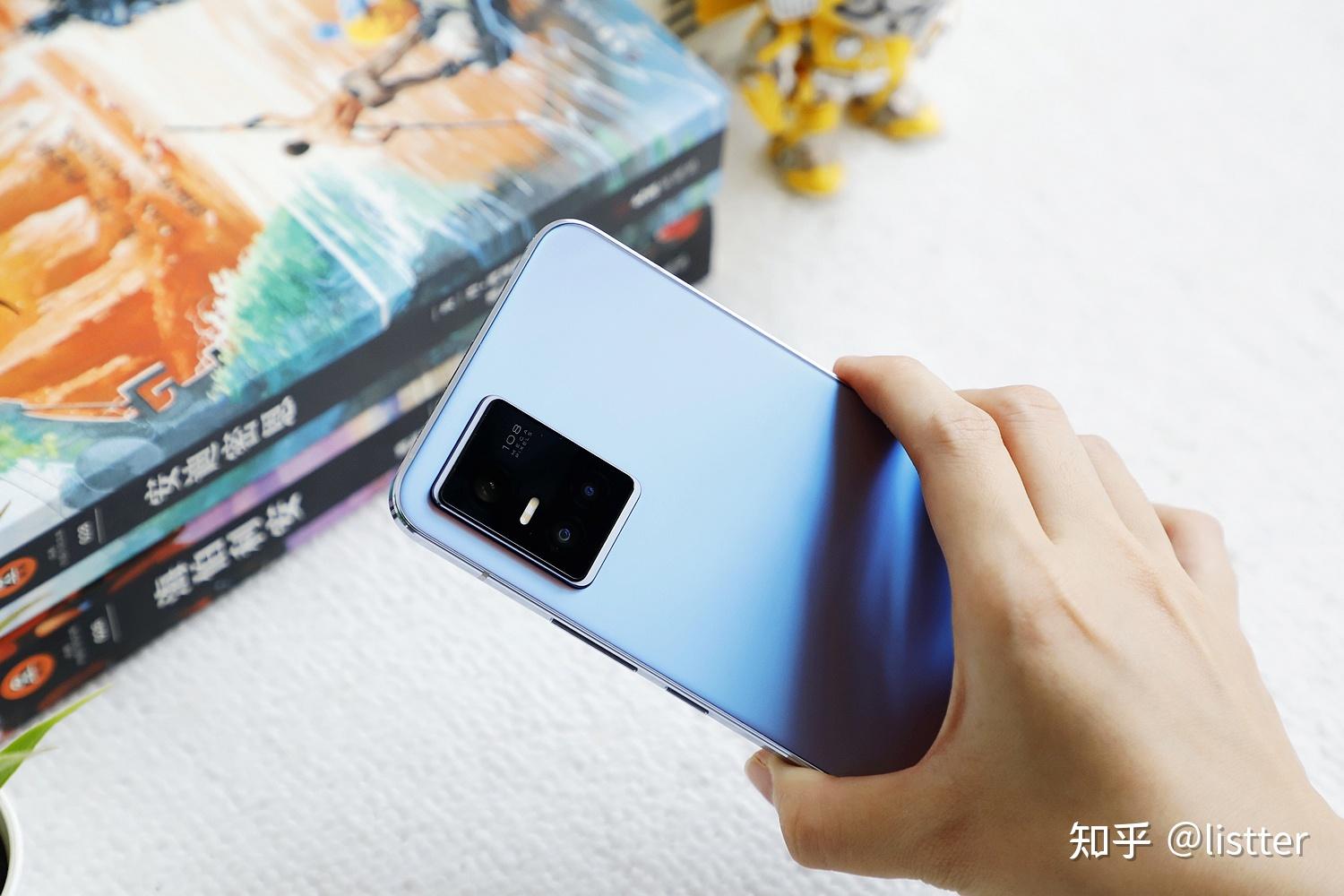 不光拍的好还更好看了可光致变色之vivos10pro手机测评