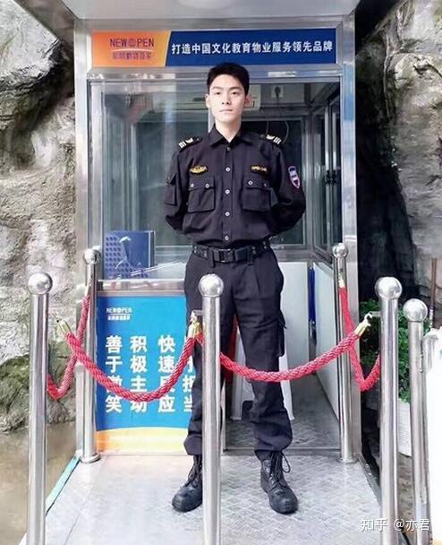 别以为失了业可以去当保安，现在连保安也成了香饽饽 - 知乎