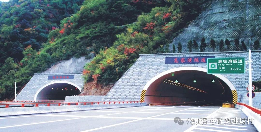 又一家特级建企崩了!成都华川公路建设集团70亿债务压顶,2000名员工何去何从? - 知乎