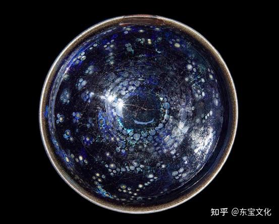 曜变天目盏被誉为天目茶碗巅峰之作,全世界仅存四件,全部在日本 - 知乎