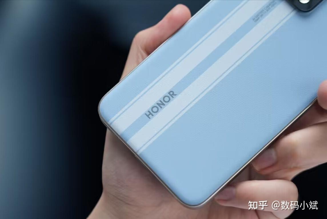 荣耀良心了骁龙8gen2旗舰仅售2249元还有护眼直屏100w闪充