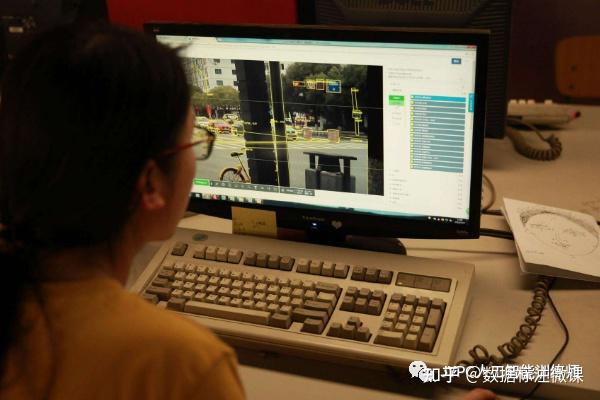 数据标注师 zhuanlan.zhihu.com