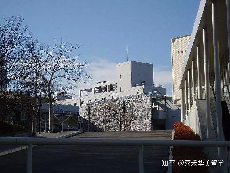 大阪艺术大学(osaka university of arts)成立于1964年,位于日本大阪