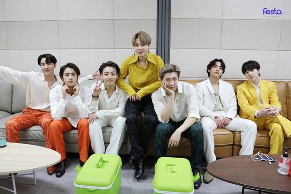 butter【210602】官推【210603】官推【210604】炸练习室【210605】tata mic【210607】