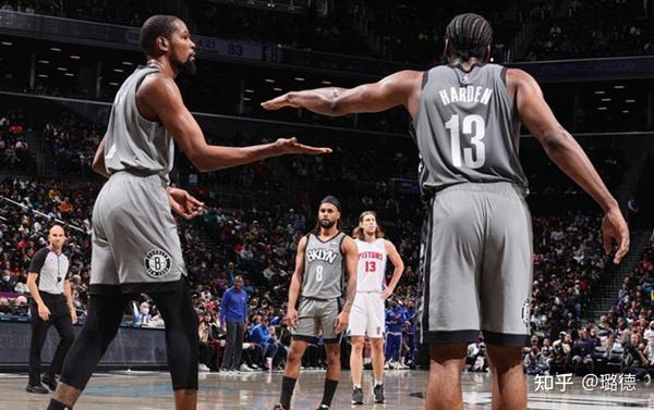 巨星碰撞杜兰特迎战亚历山大