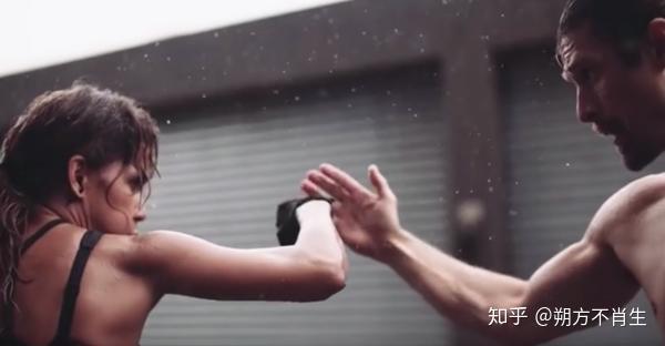 捍卫任务352岁哈莉贝瑞魔鬼训练画面曝光完美女杀手