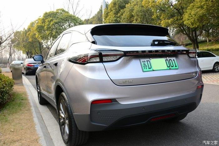 【真香几何c】心爱的气质银小c,个性与实力并存.