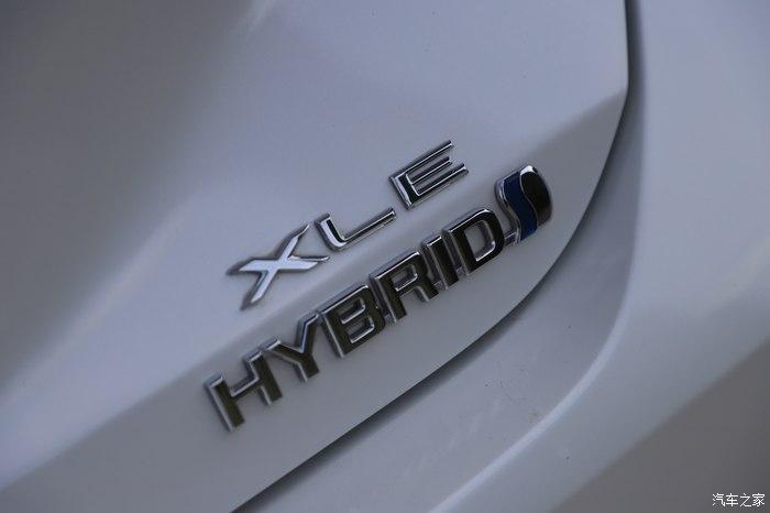 hybrid 混动标示,只是hev,不是phev 更不是ev 所以再国内还是上不了