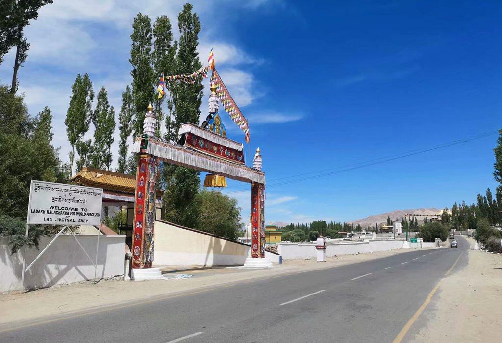 拉达克行08国道村景