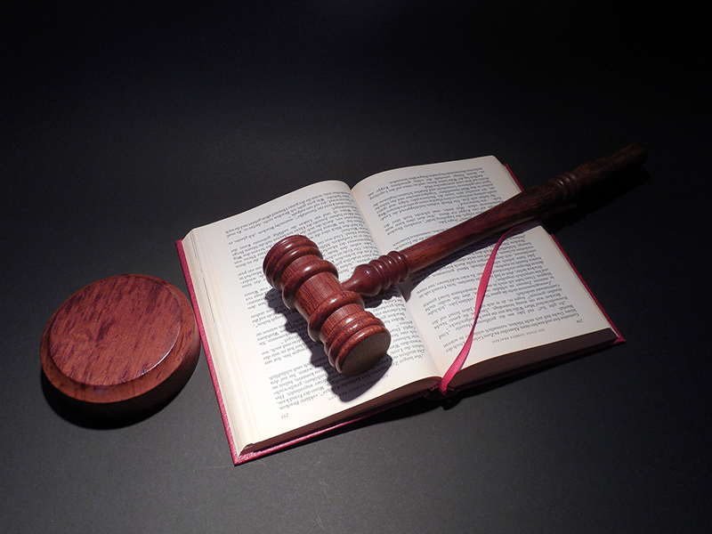 什么是正义什么是法律 v2-8ddf13bf532797f07d48e617d4c64ae0_1440w.jpg?source=172ae18b