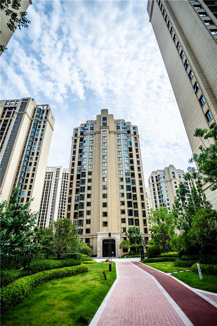 建业集团公布1-6月交房成绩单 共交20132套 313.3万方 - 知乎