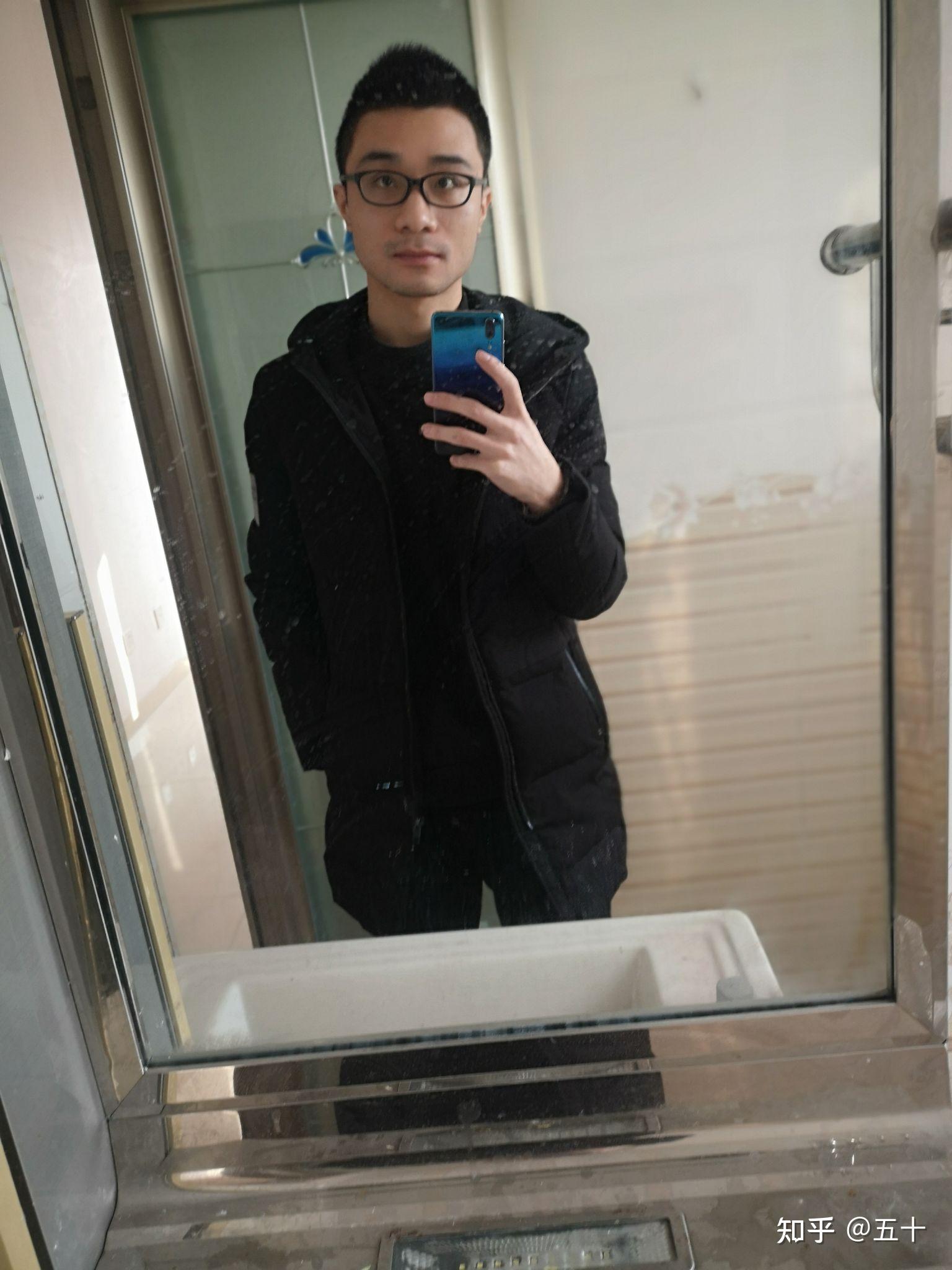 头发硬且多,往上长的男同胞们你们剪着怎样的发型?