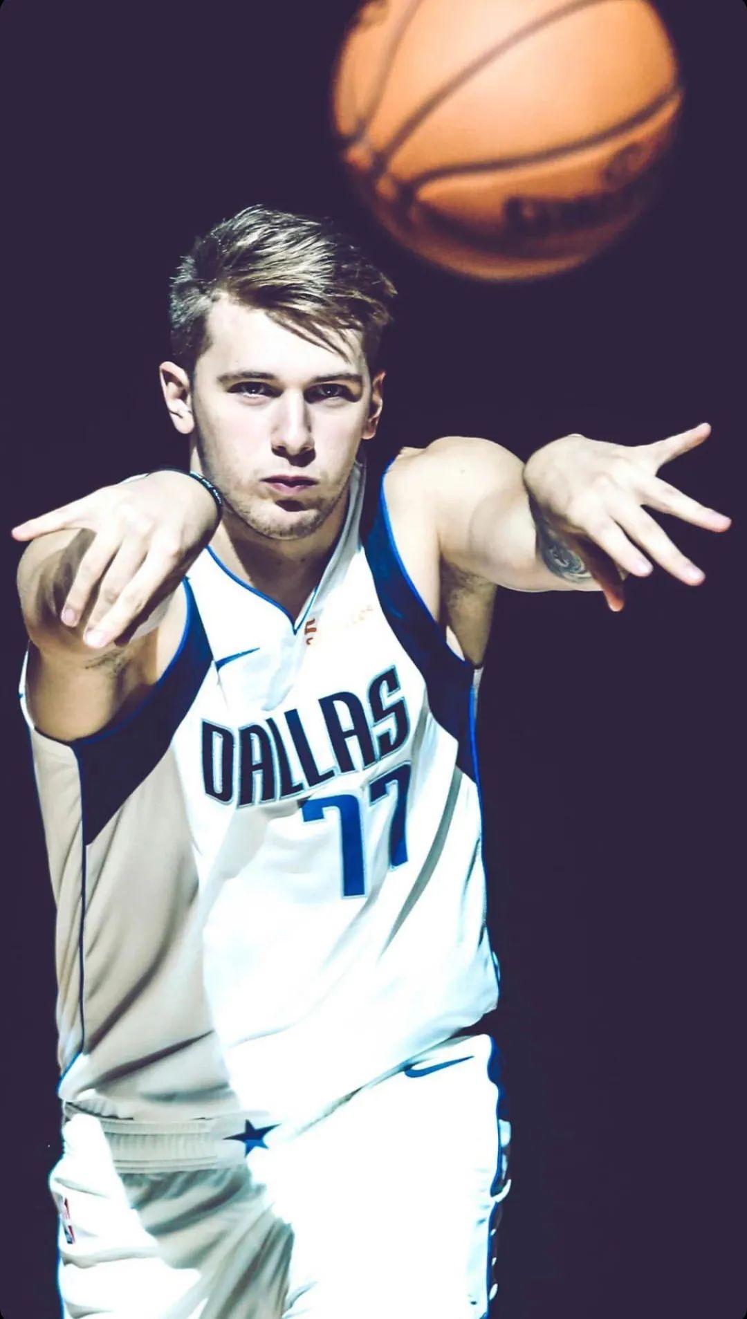 【篮球壁纸】|又帅又能打77-卢卡·东契奇