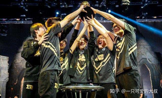 不要再黑rng了,自媒体和粉丝们给自己留点底线好吗?