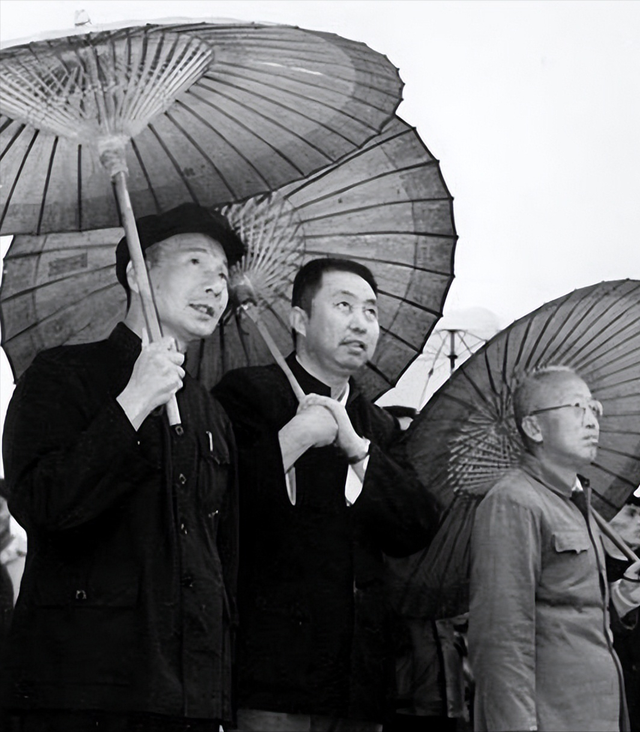 1959年,周小舟在庐山会议被免职后,由谁主政湖南?毛主席钦点一名爱将 - 知乎