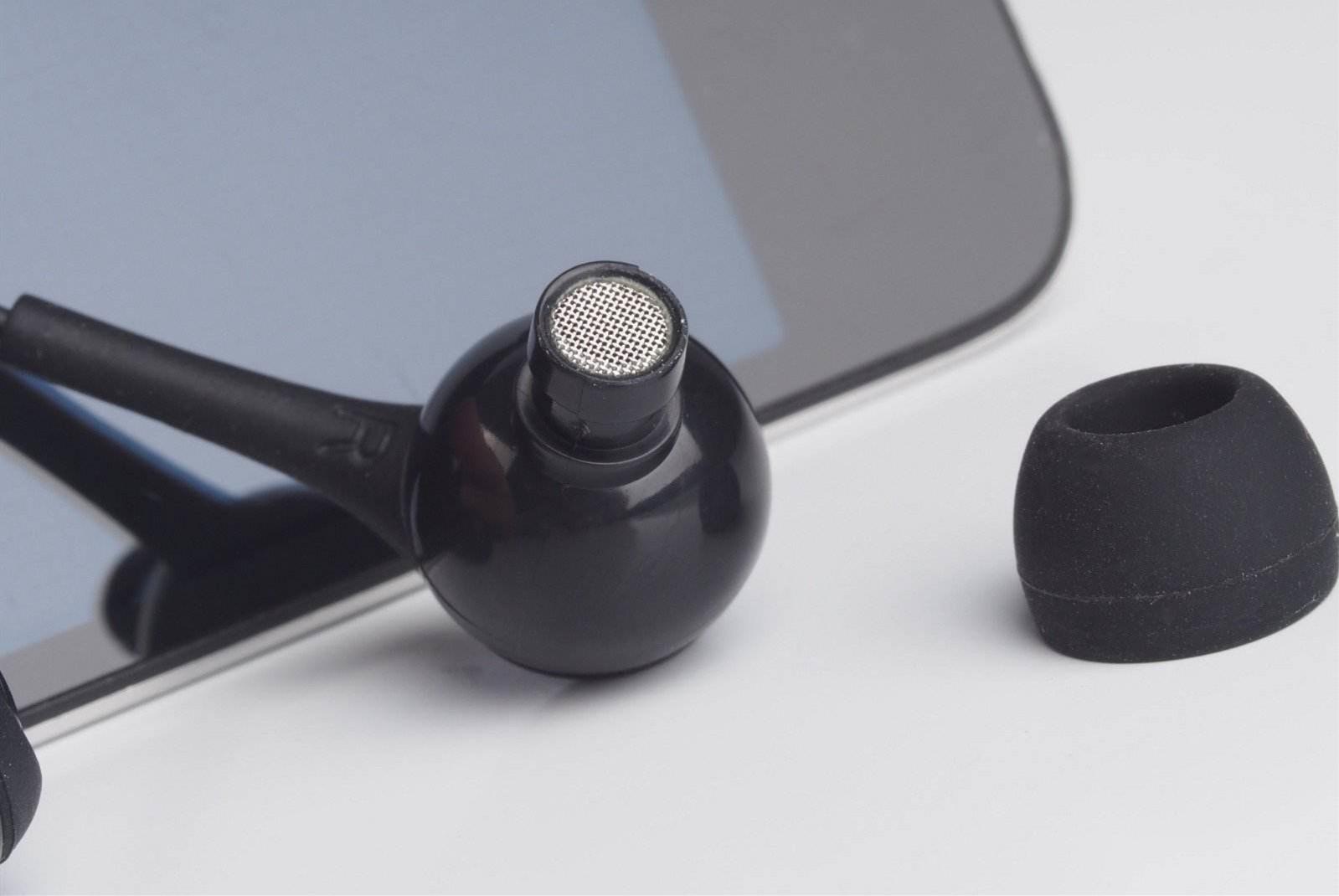 3.5mm耳机孔是科技升级？还是节能环保？_接口