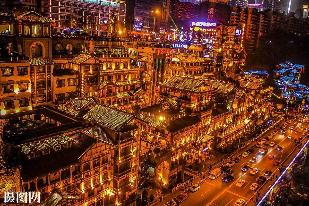 洪崖洞在重庆哪个区 v2-8f6f16b6e33a0135d3044d54b62f3427_r.jpg