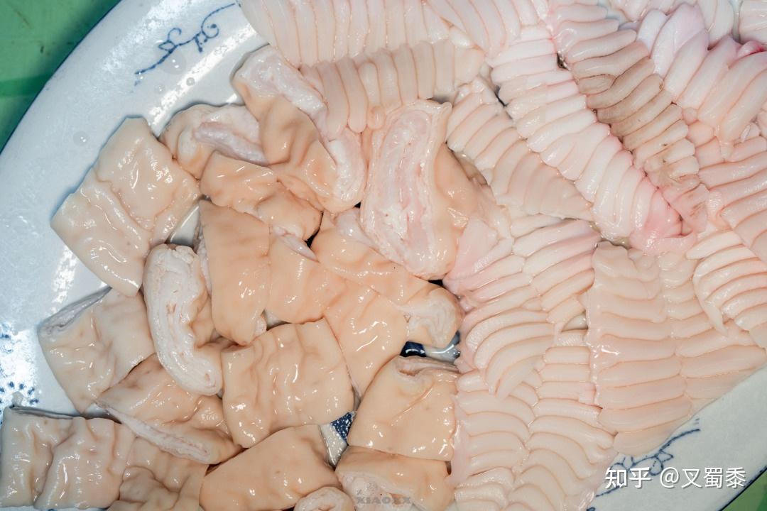 能一起吃猪x根的都不是什么正经人吧这其实是一篇生猪部位普文