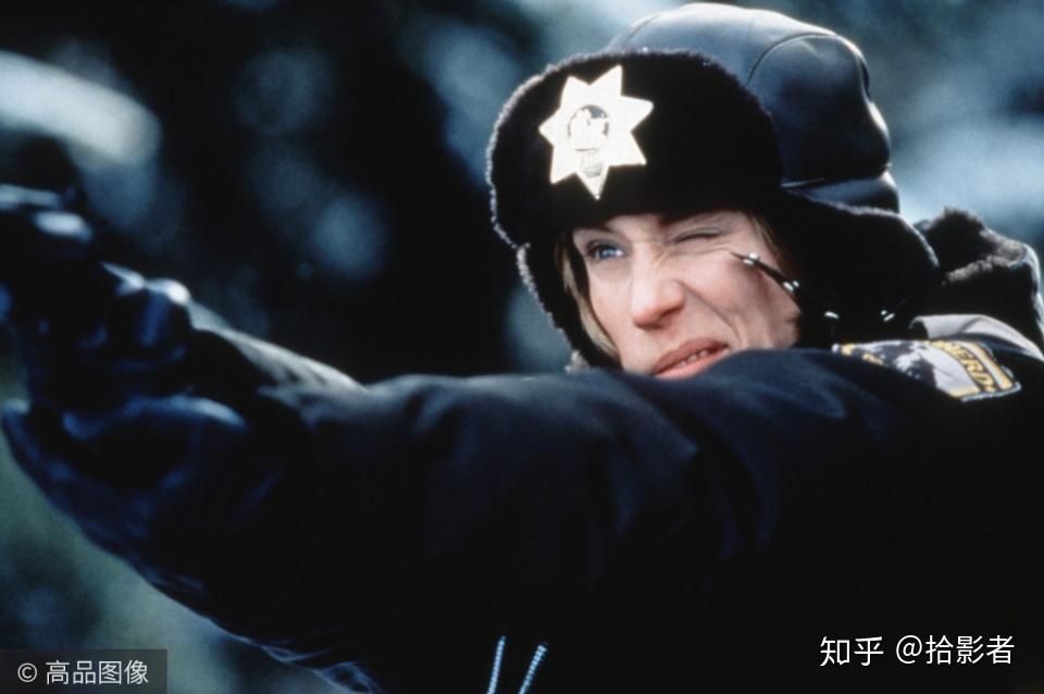 黛娜·史考莉@《x档案》, 吉莲·安德森饰演.