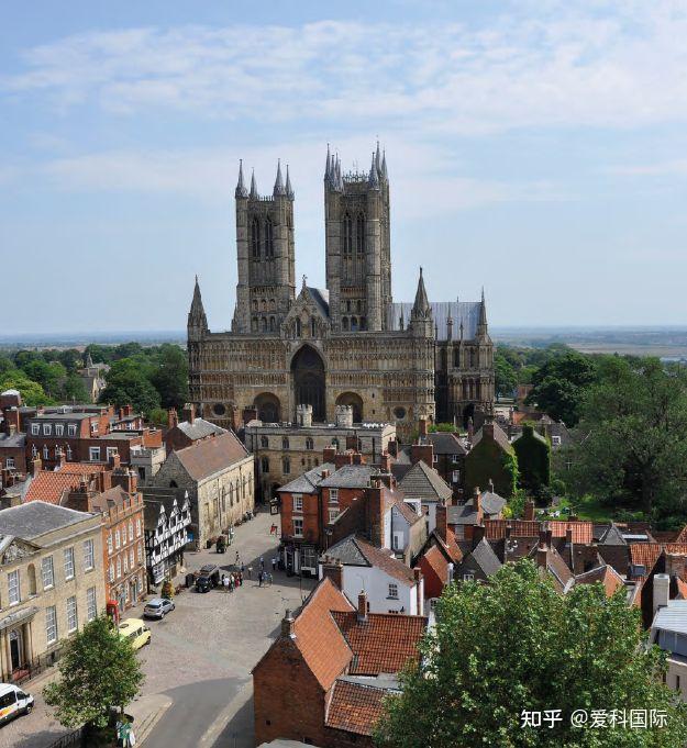 林肯大学坐落于英国历史名城林肯市中心.