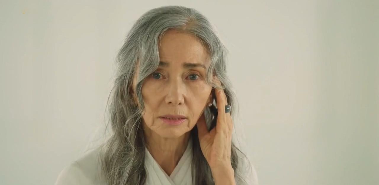 惊奇的传闻这个bug贯穿全剧反派够傻主角够笨看谁更笨