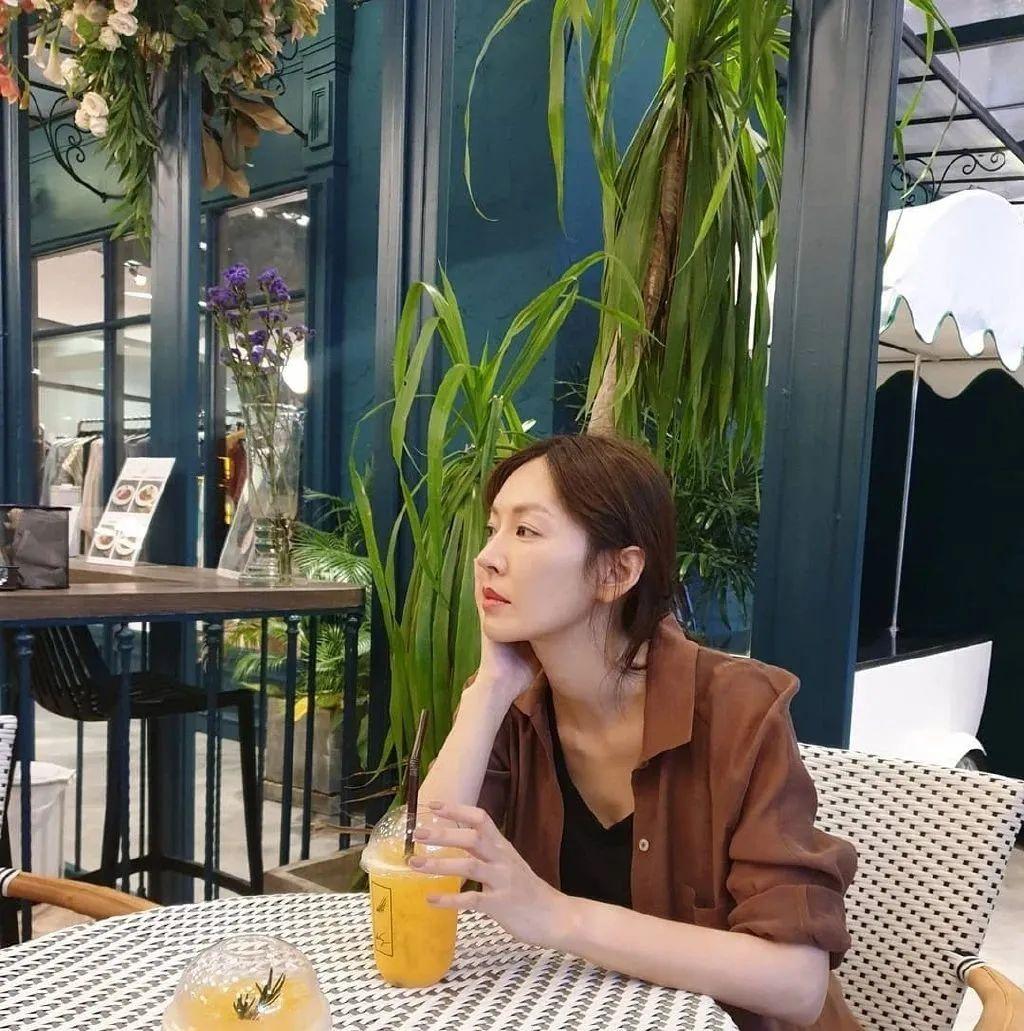 金素妍带着《顶楼》来了!20年前就被她的恶之花戏份折服