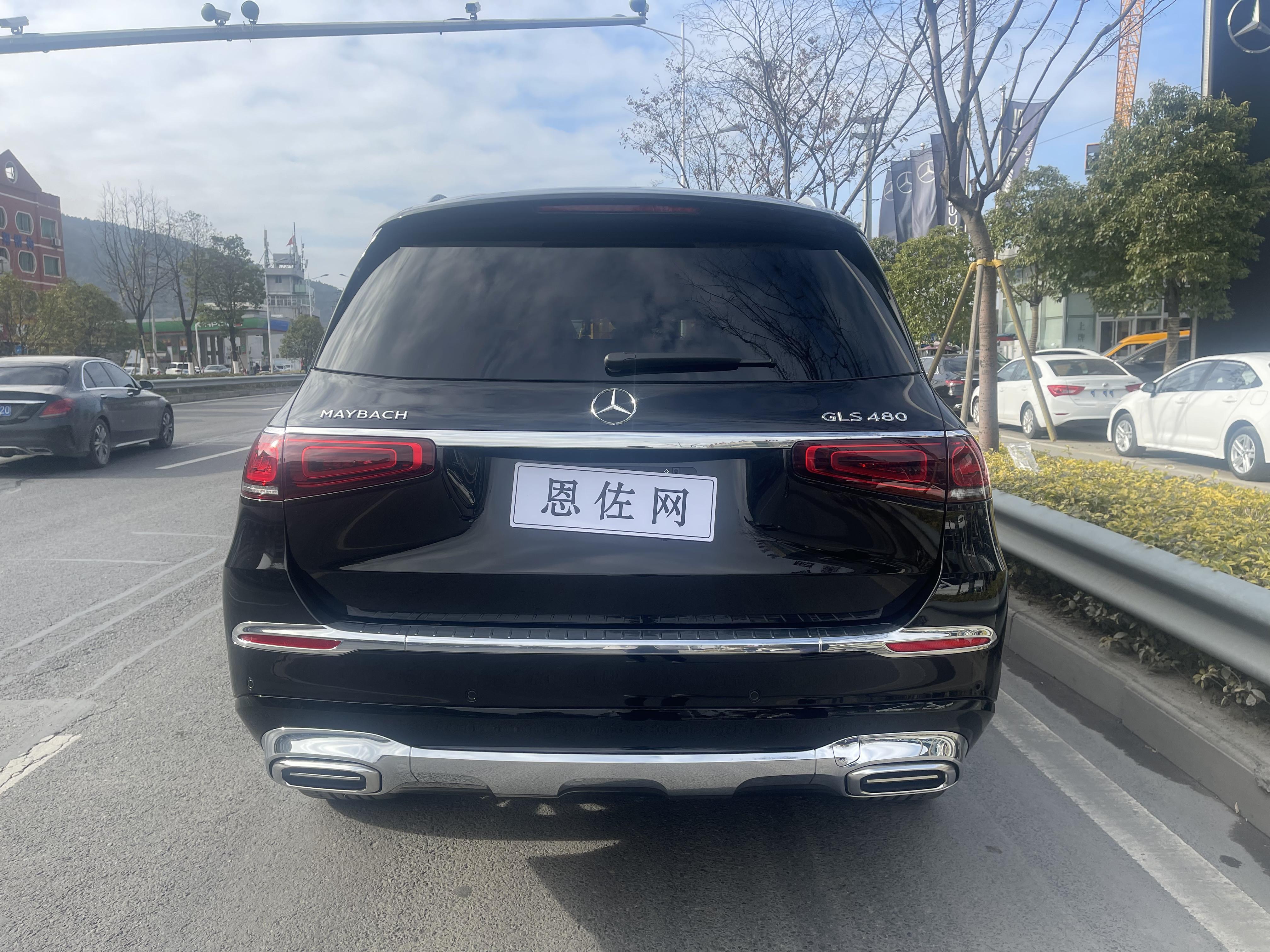 迈巴赫gls480落地价图片