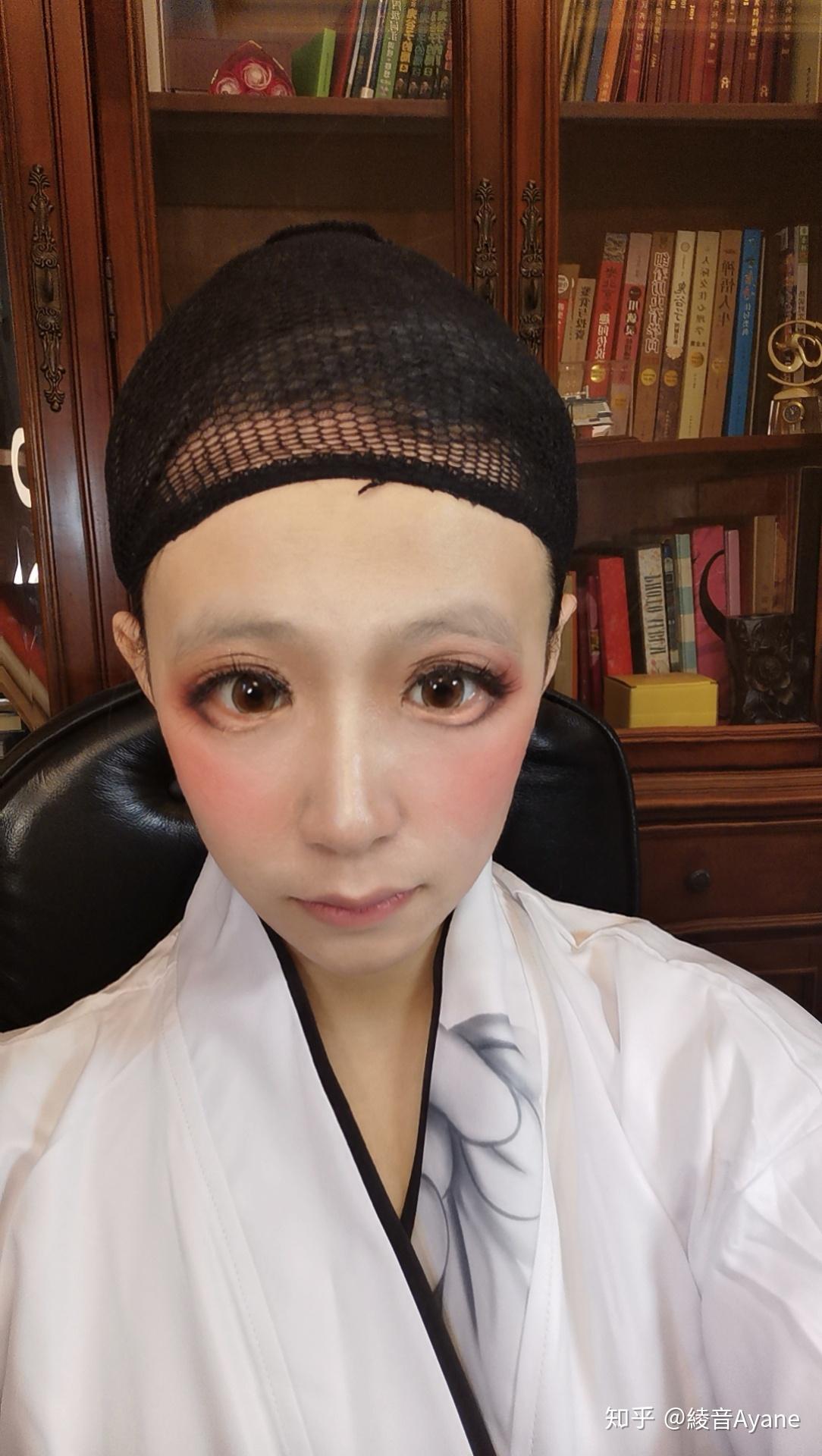 女装从入门到精通:零基础也能完成的软妹cos妆面 - 知乎