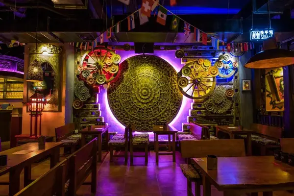 你所不知道的网红小酒馆helens