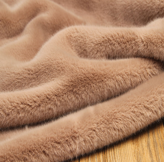 服装设计学院排名_服装面料特性介绍_不同材质面料的造型特点