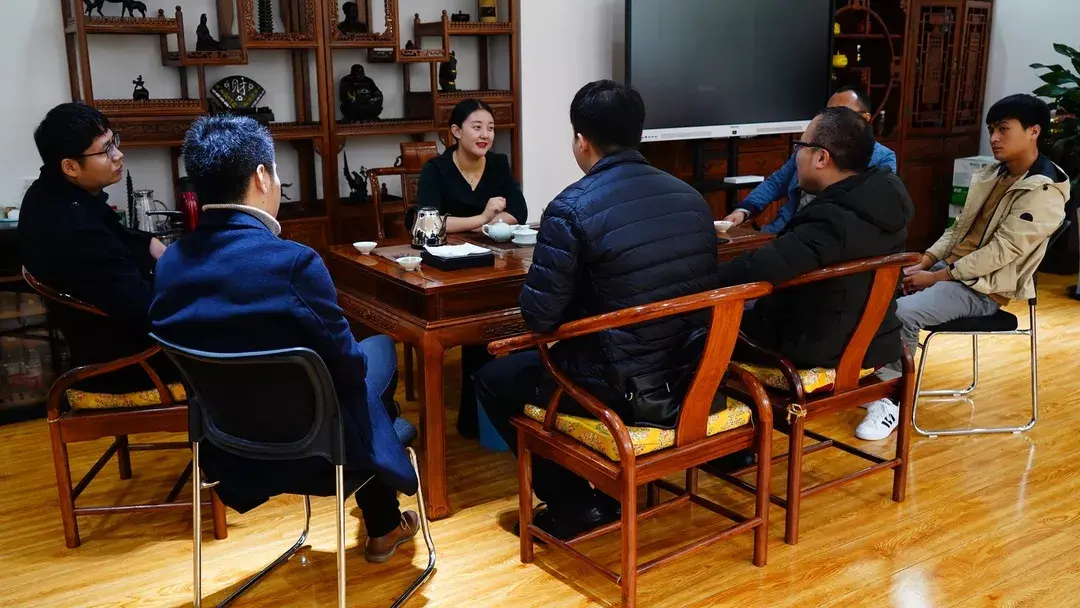 国家工信部信息通信研究所张明钟所长一行调研企叮咚并给予高度评价 - 知乎