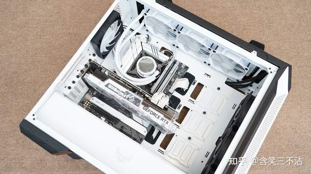 艾尔登法环太火了,于是打造了一台能在4K分辨率下畅玩它的黑白主机 第76张 艾尔登法环太火了,于是打造了一台能在4K分辨率下畅玩它的黑白主机 第76张