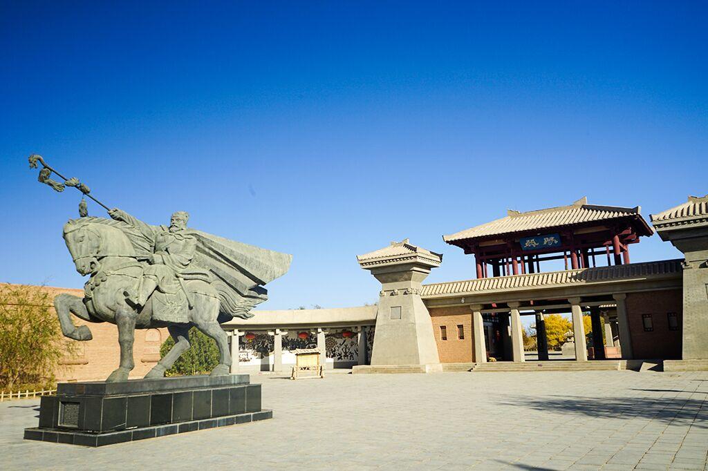 敦煌阳关及阳关博物馆