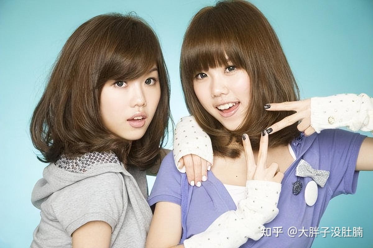 by2双胞胎近照曝光妹妹yumi疑容貌再升级网友以为组合换人了