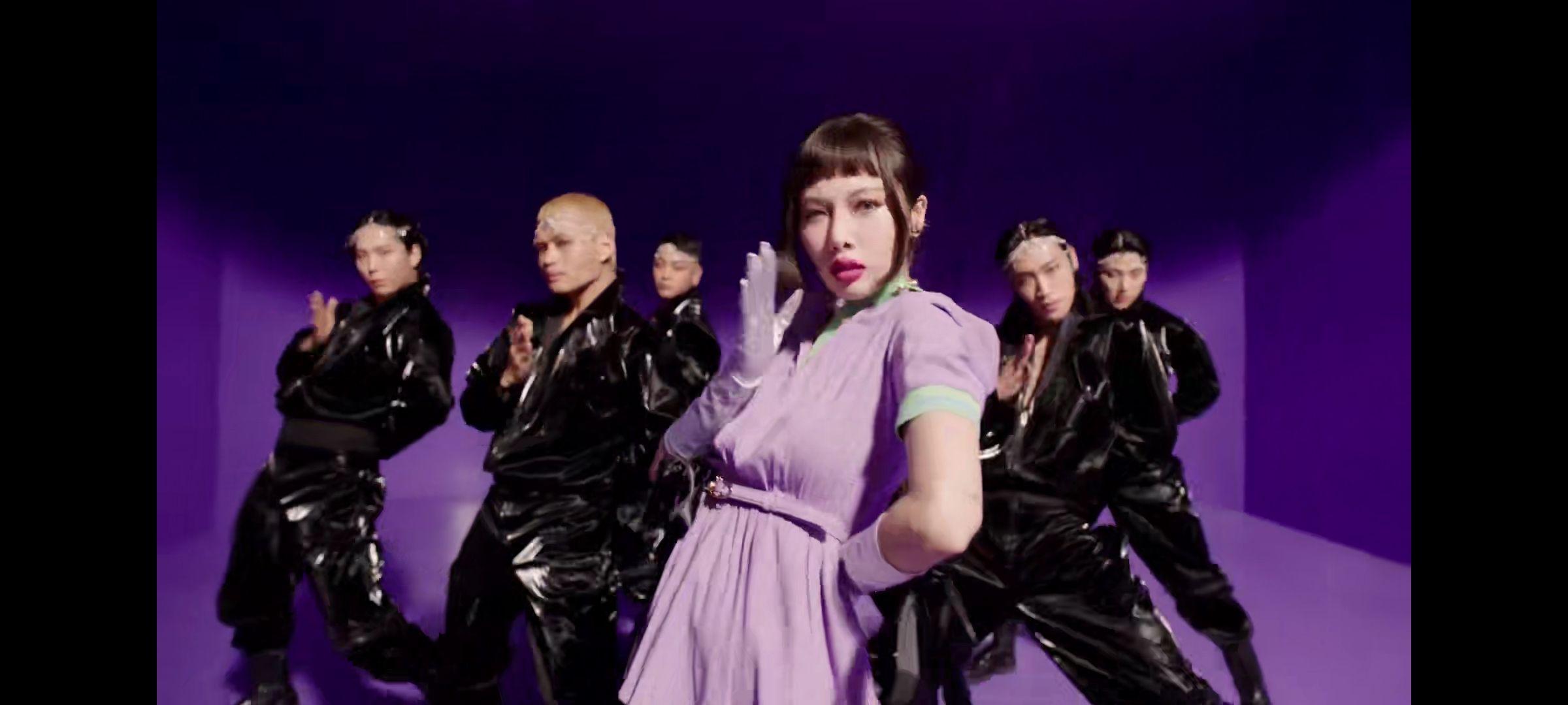 如何评价泫雅1月28日回归新专辑imnotcool