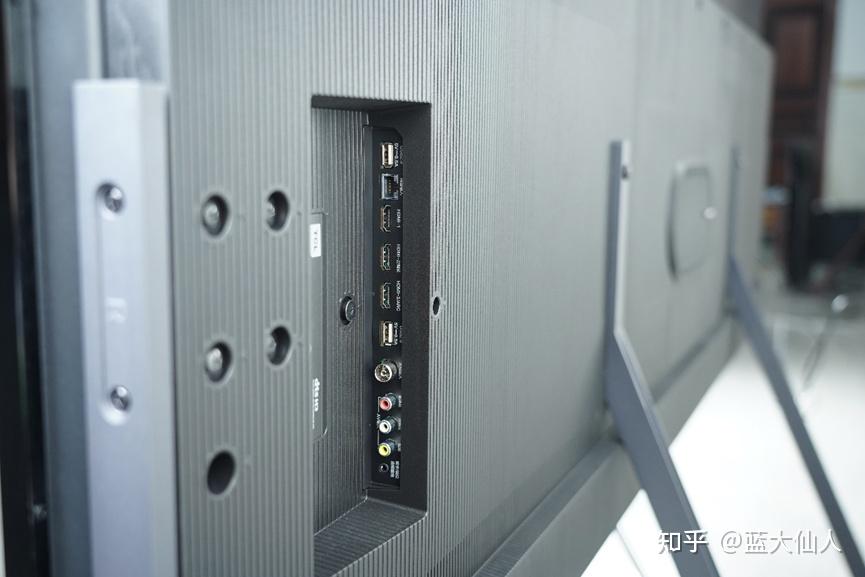 地表最强高刷巨幕电视tcl98t7e测评