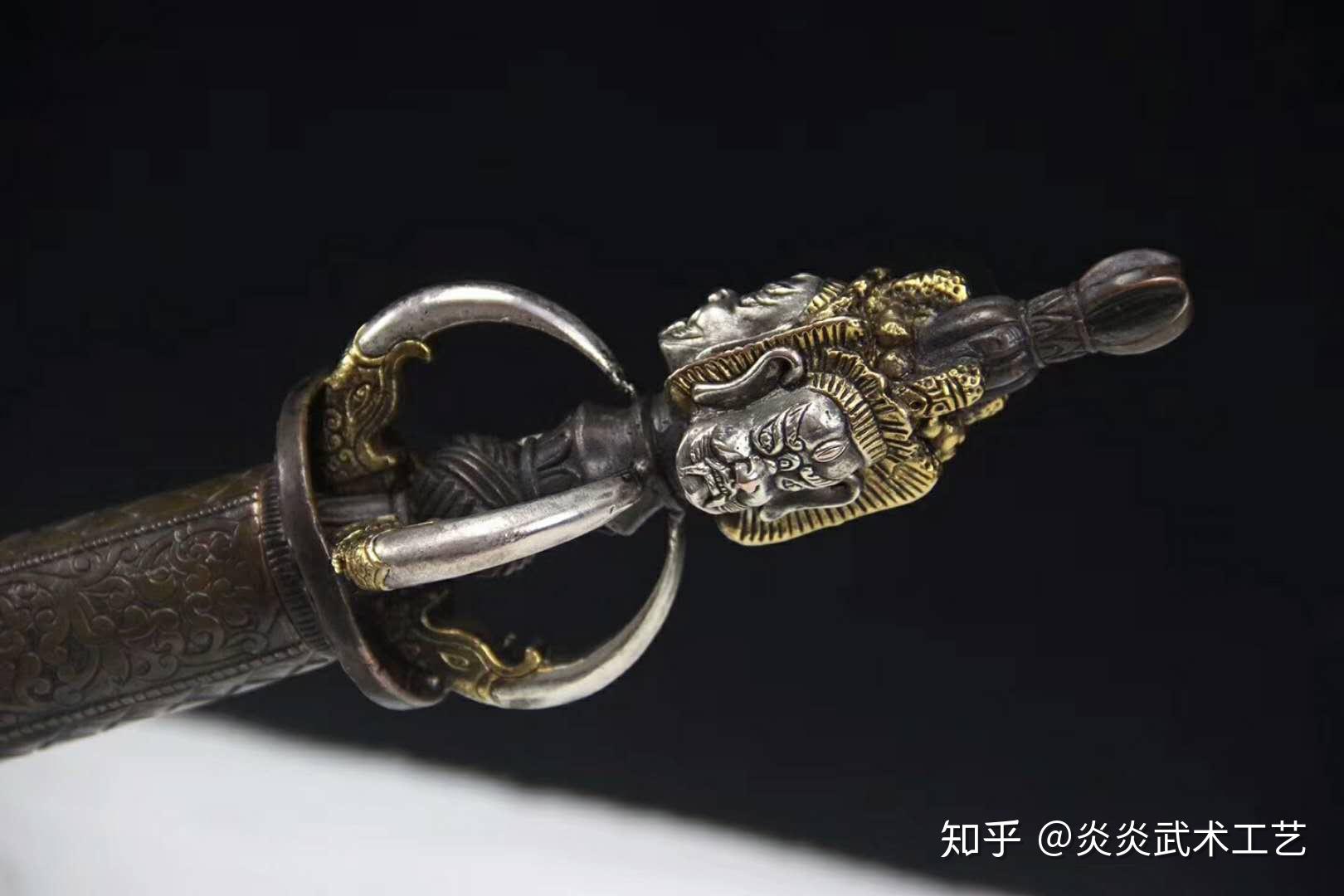 金刚伏魔刃纯铜精雕古法鎏金银百烧花纹钢