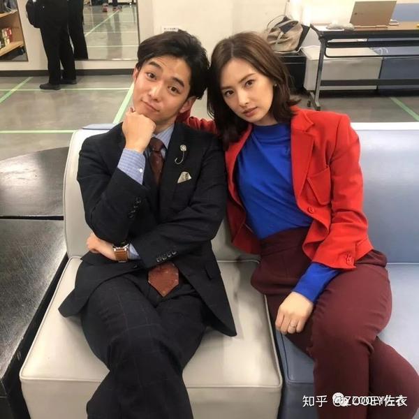 北川景子 卖房子的女人的逆袭 第2集穿搭好物 知乎